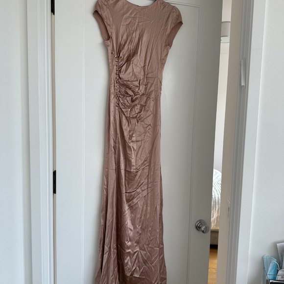 NWT Reformation Birch Maxi Silk Dress Sz 8 Blush Crew Neck Ruched Side Slit - Picture 6 of 10